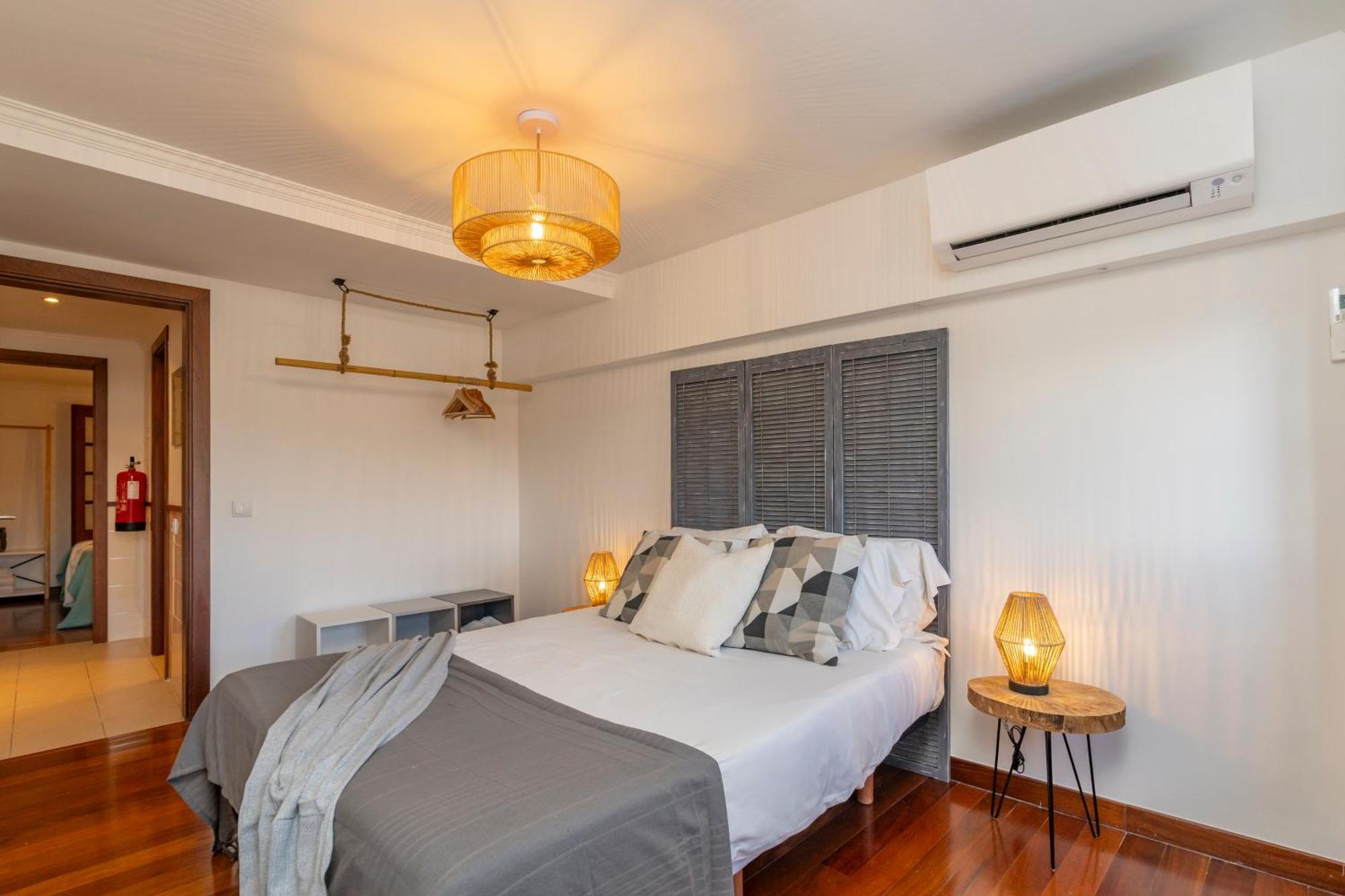 Superb Apartments Overlooking Graca In ליסבון חדר תמונה